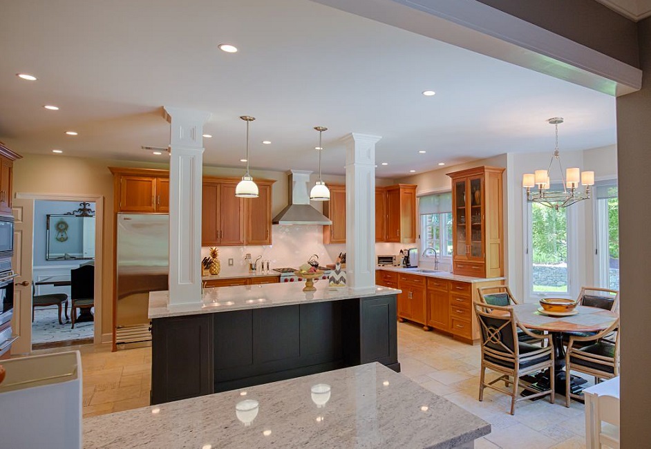 Traditional columns with granite countertop